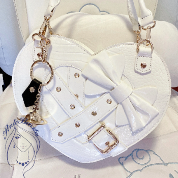 👜🖤 Bolso de Mano en Forma de Corazón “Headache Studio” - Estilo Gothic Lolita 🖤