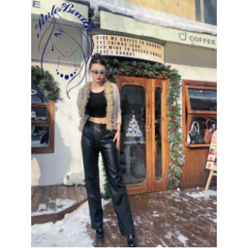 🧥✨ Suéter Elegante con Cuello de Imitación de Piel – Estilo Glamour Urbano ✨🧥